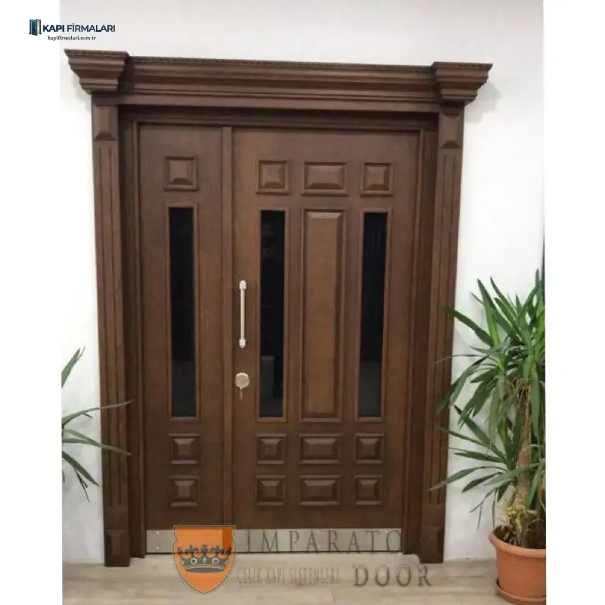 Hatay Villa Kapısı Model 228: Üstün Güvenlikli Ahşap Görünümlü Klasik Çelik Kapı