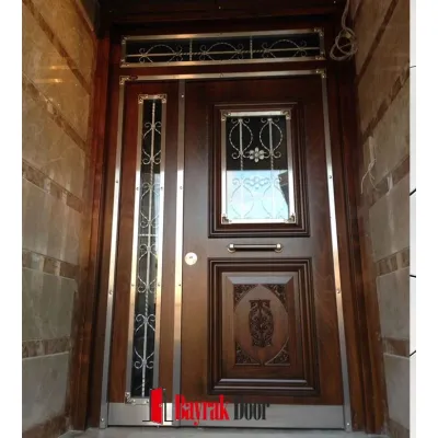 Ahşap ve Ferforje Detaylı Klasik Villa Kapısı (Model 137)