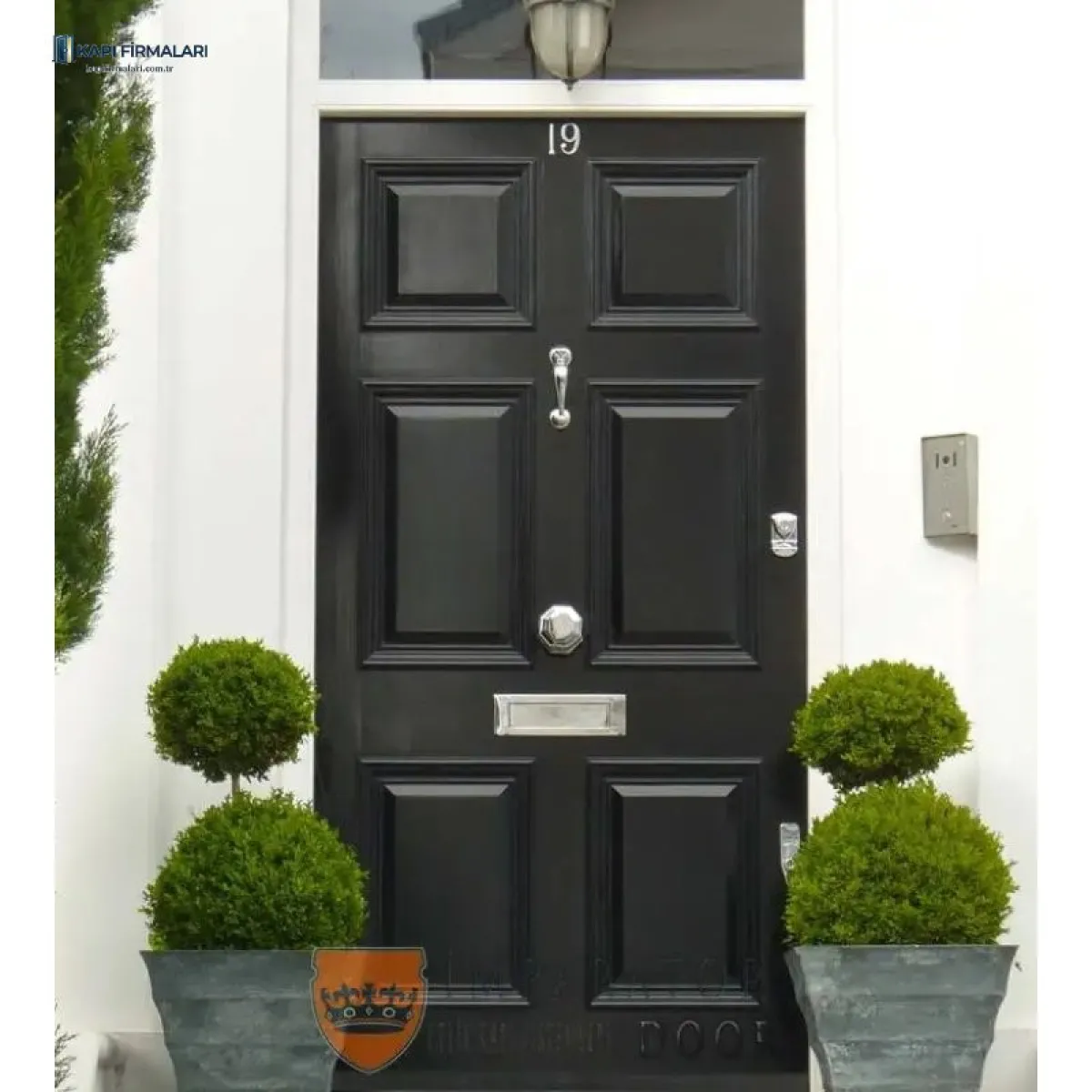 Villa Kapısı 160: Lüks ve Güvenliğin Zirvesi