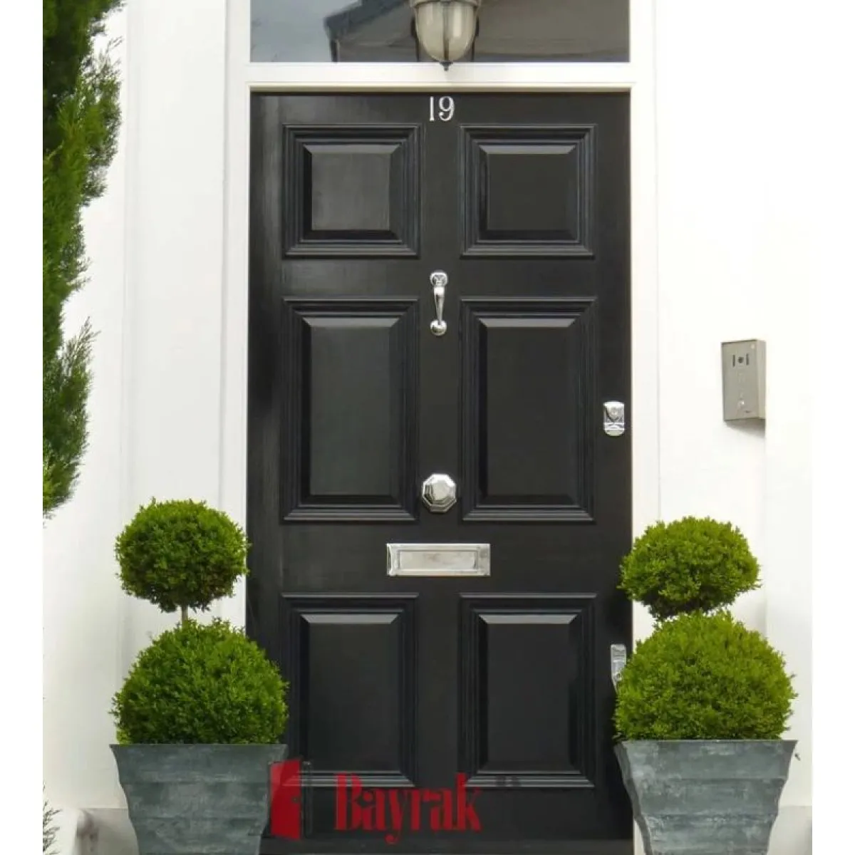 Villa Kapısı 160: Dış Mekan Şartlarına Dirençli, Klasik Çizgide Güvenlik Çözümü